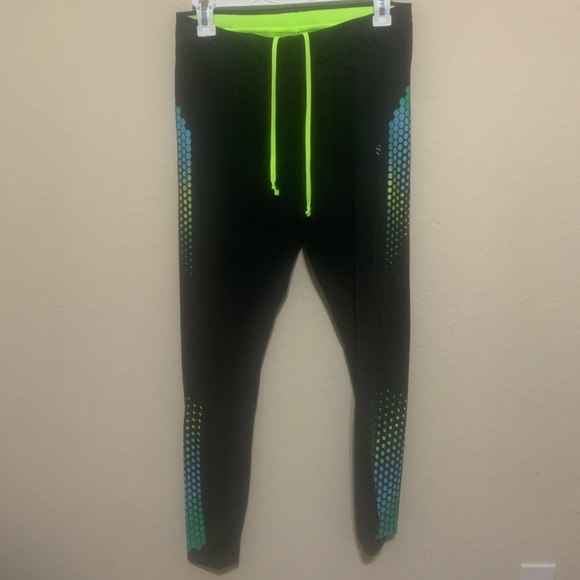 H&M Women’s Sport Geometric Multicolored Leggings Size Large - Picture 2 of 5